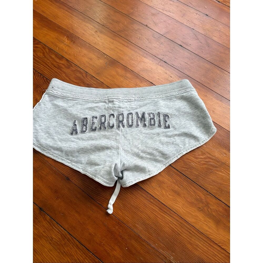 Y2K Abercrombie & Fitch Shortie Shorts - Picture 5 of 5